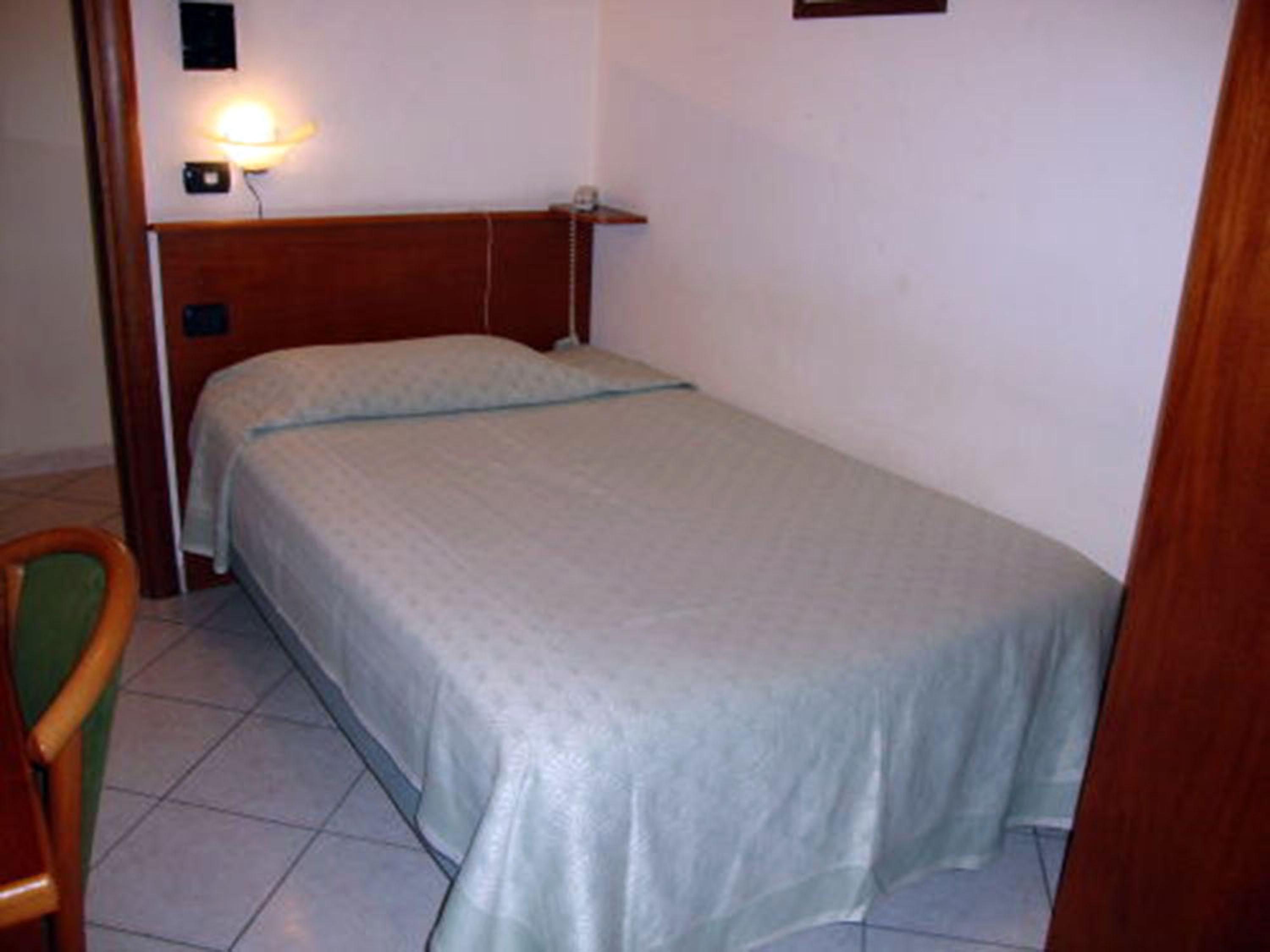 Hotel Eliseo Napoli Exterior photo